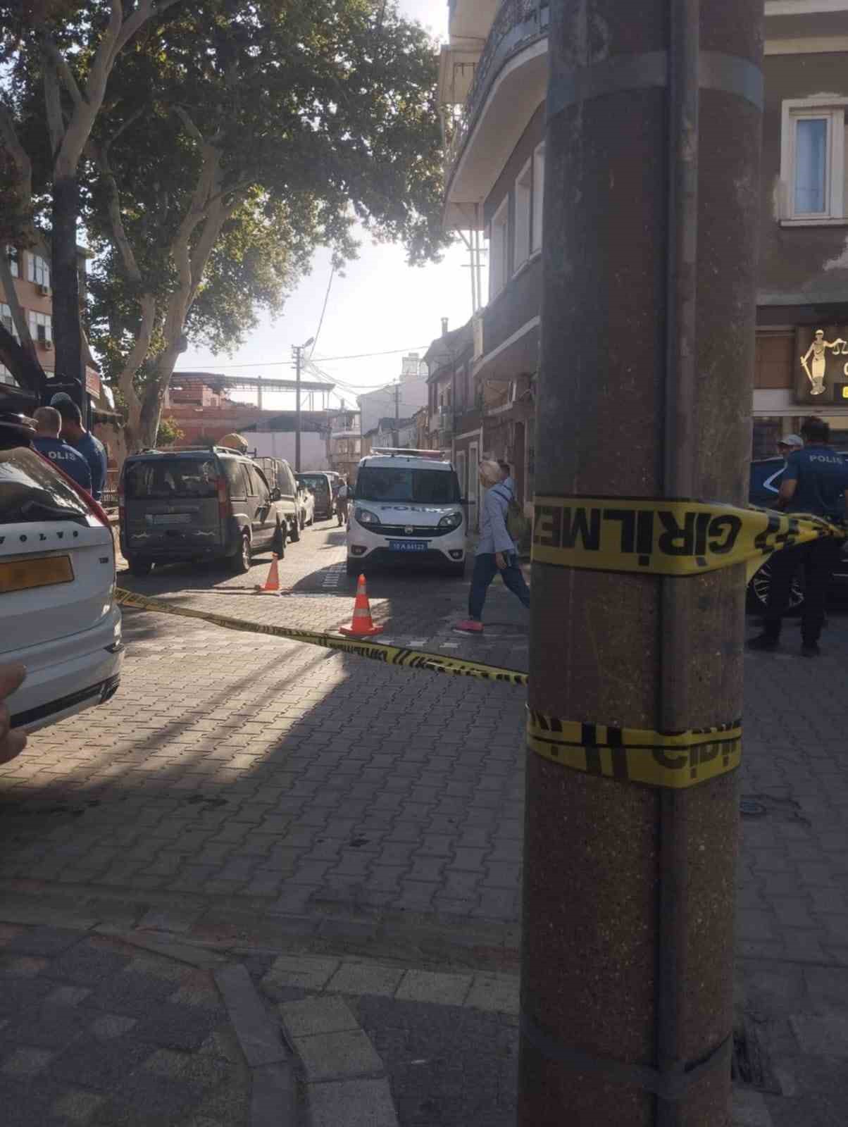 Havran’da belediye meclis üyesi silahlı saldırıda hayatını kaybetti 