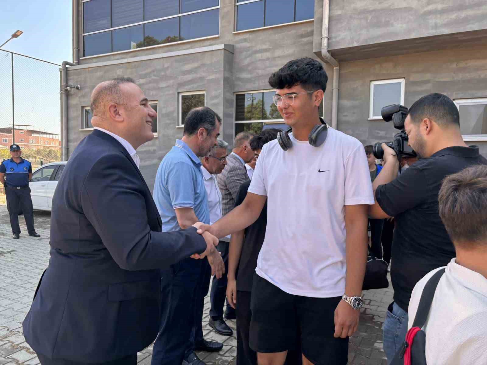Köşk’ten 38 genç, Çanakkale Kültür ve Tarih Kampı’na uğurlandı 
