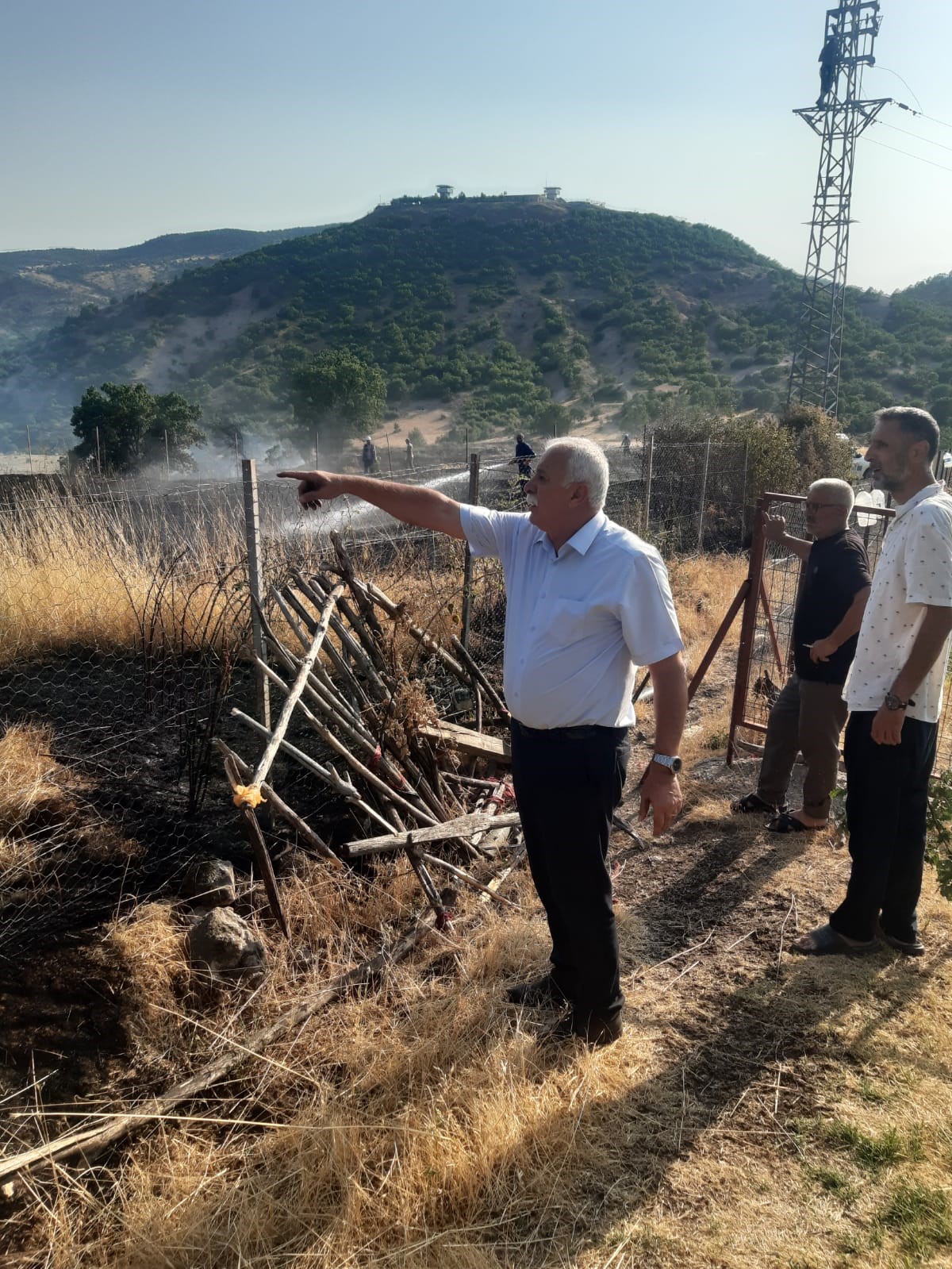 Tunceli’de otluk alanda çıkan yangın ekiplerin müdahalesiyle söndürüldü 