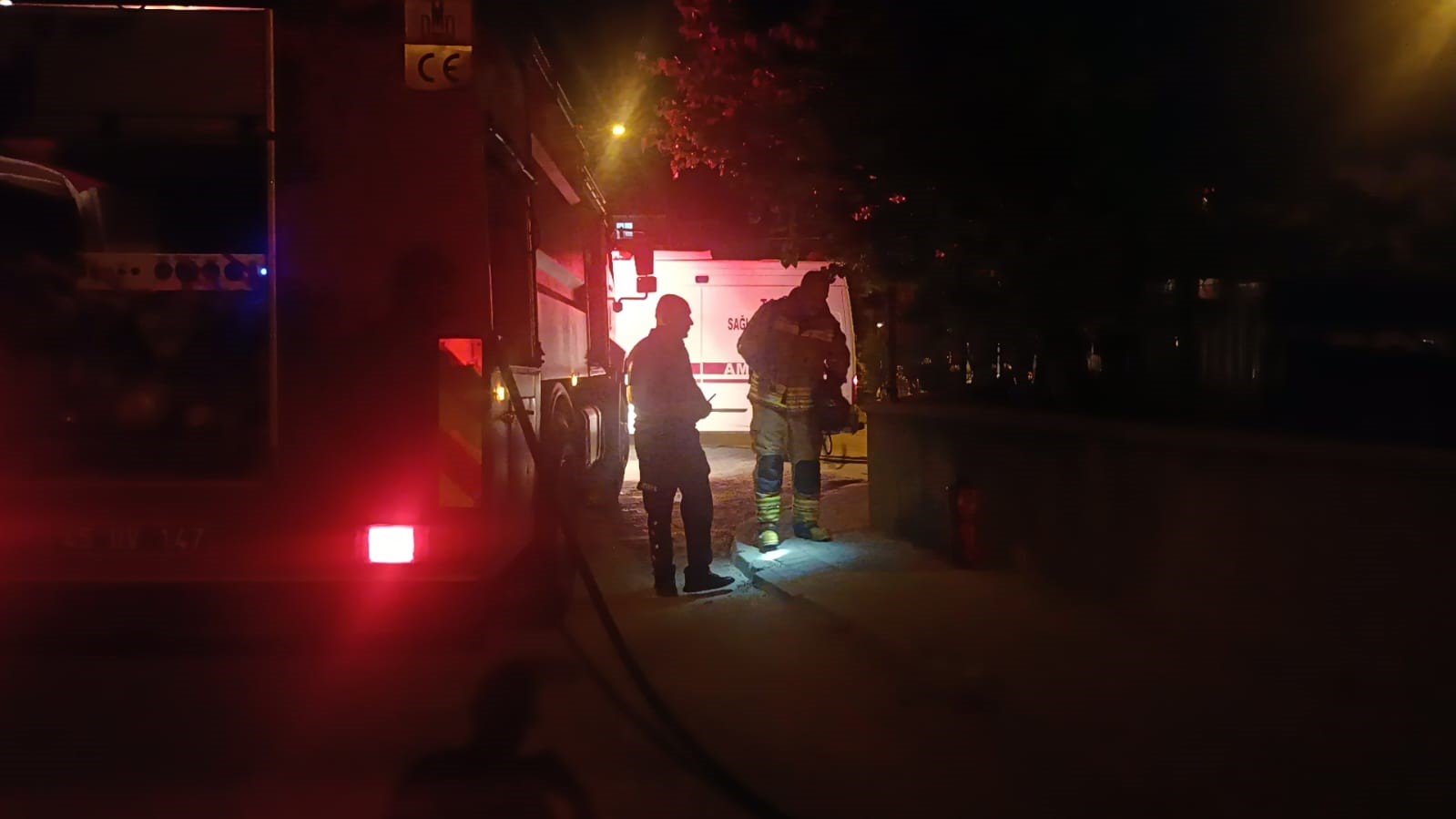Manisa’da ev yangını 