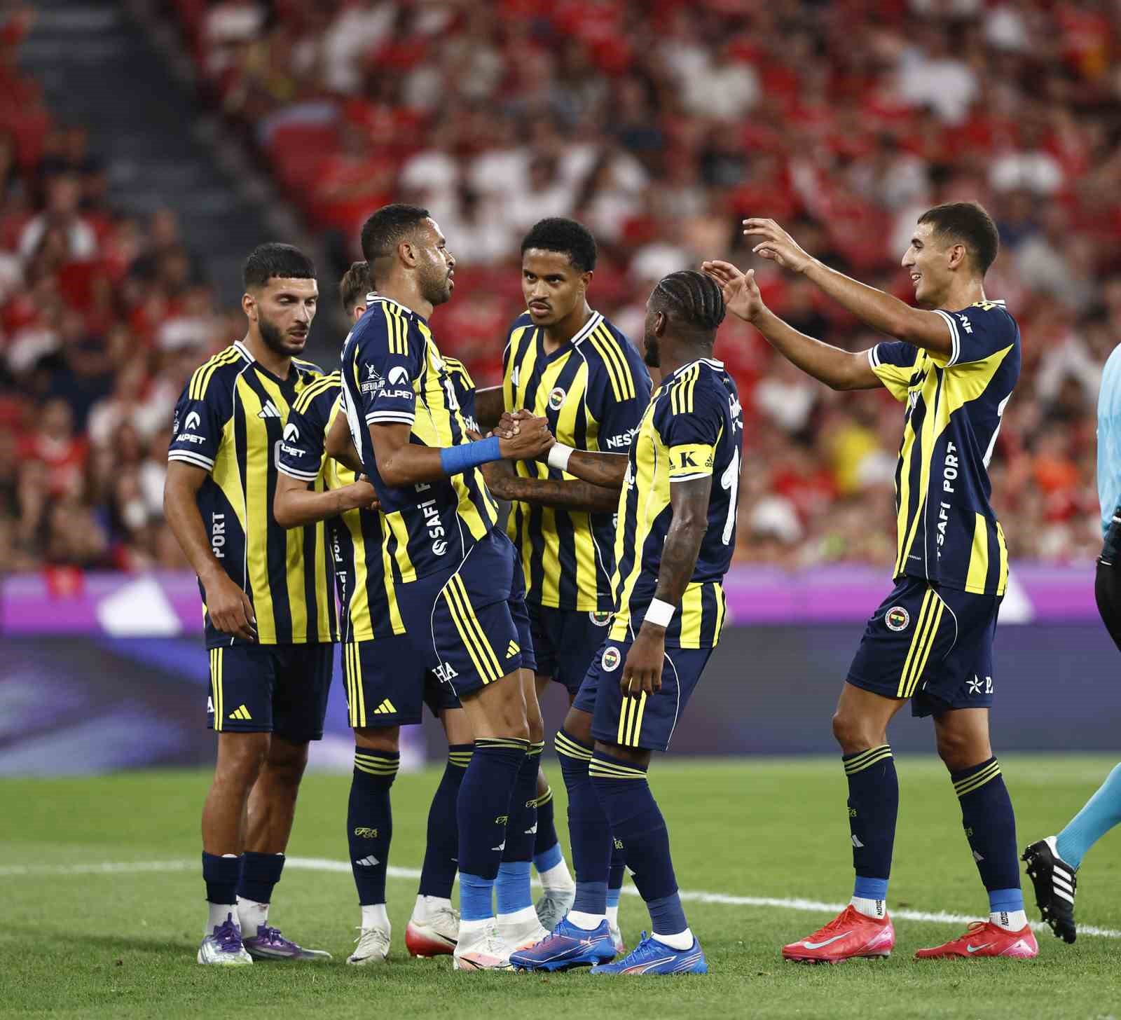 Hazırlık maçı: Benfica: 3 - Fenerbahçe: 2 