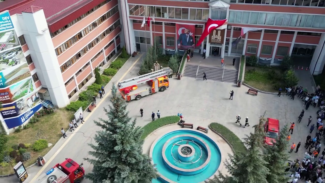 Belediyede gerçeği aratmayan tatbikat 