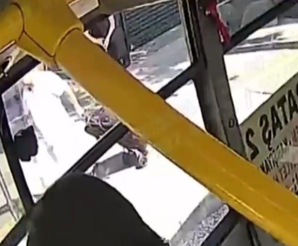 Gaziantep’te 18 kilo altının gasp edildiği anlar adım adım kamerada 