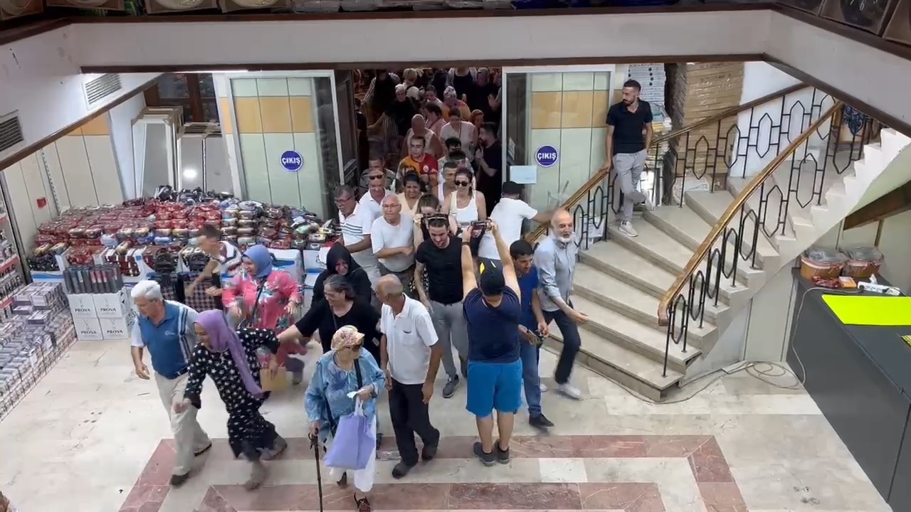 Tekirdağ’da indirim izdihamı 