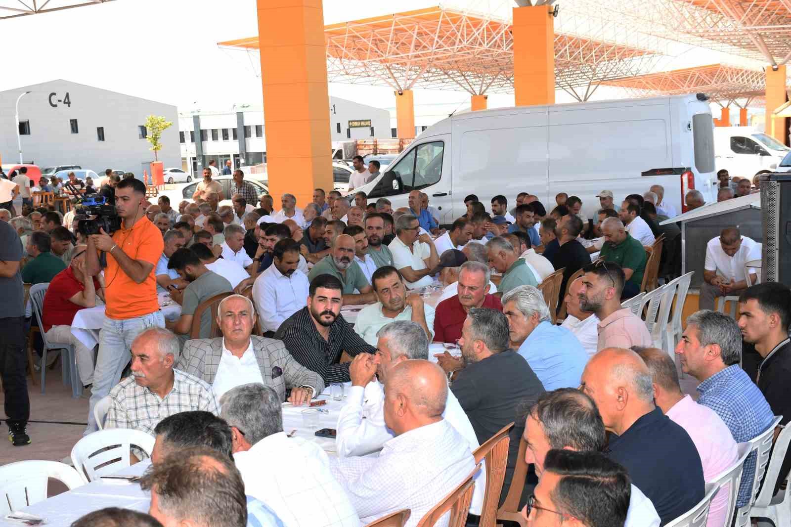 Malatya Ticaret Borsası’ndan aşure etkinliği 