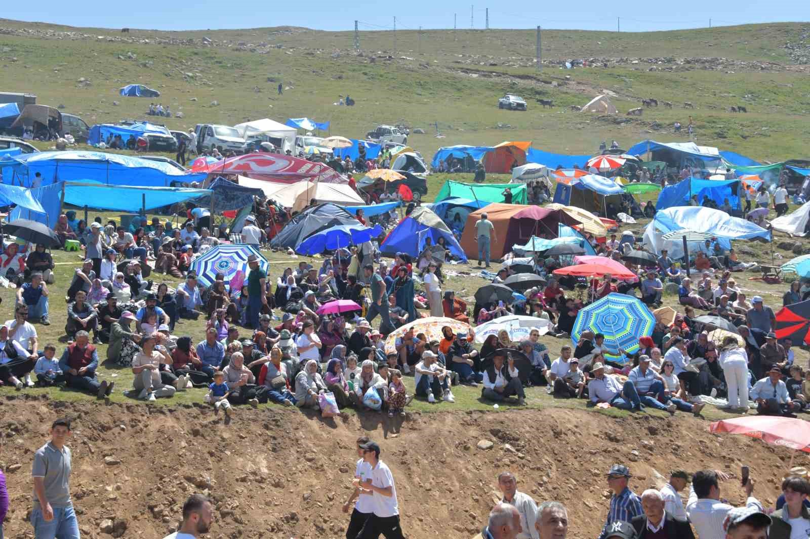 Kazıkbeli Yaylası’nda otçu göçü şenliği düzenlendi 