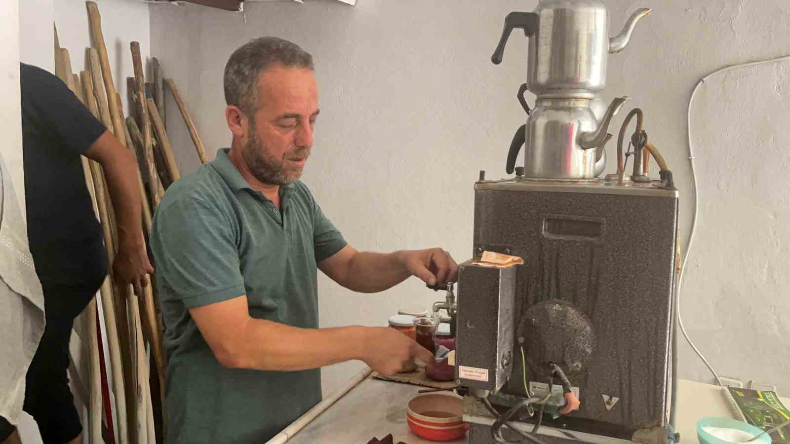 Burada siyaset konuşmak yasak 
