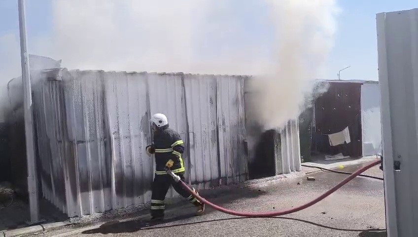 Konteyner kentte korkutan yangın 