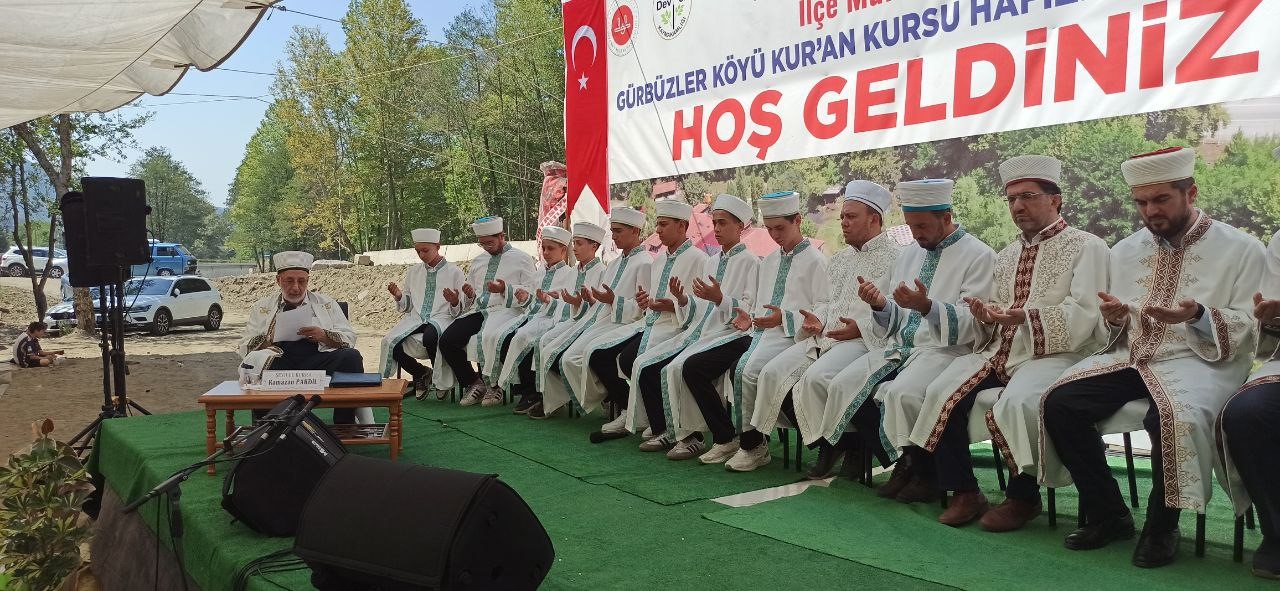 Gürbüzler Kur’an Kursundan icazet programı 