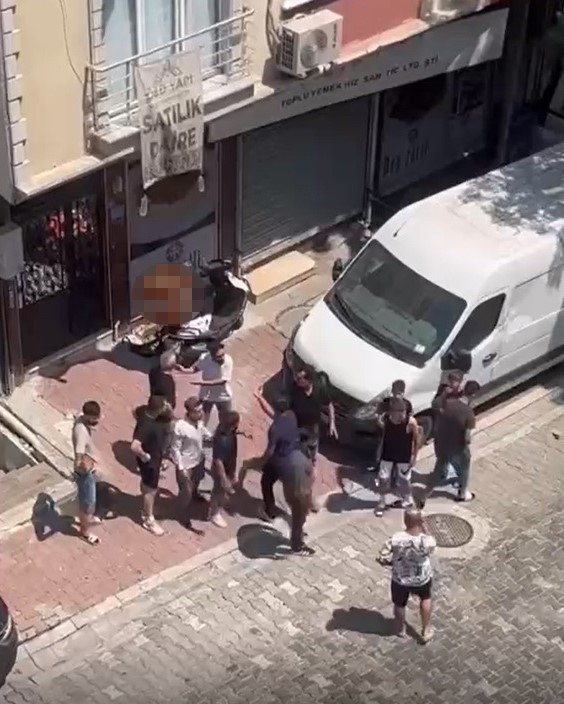 Esenyurt’ta iki komşunun 