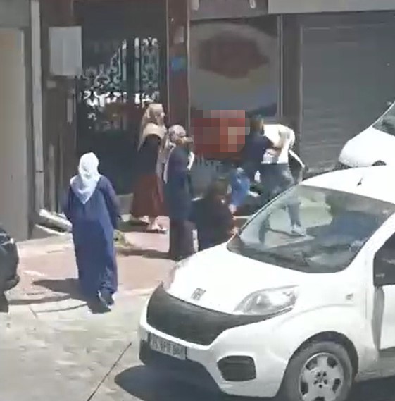 Esenyurt’ta iki komşunun 
