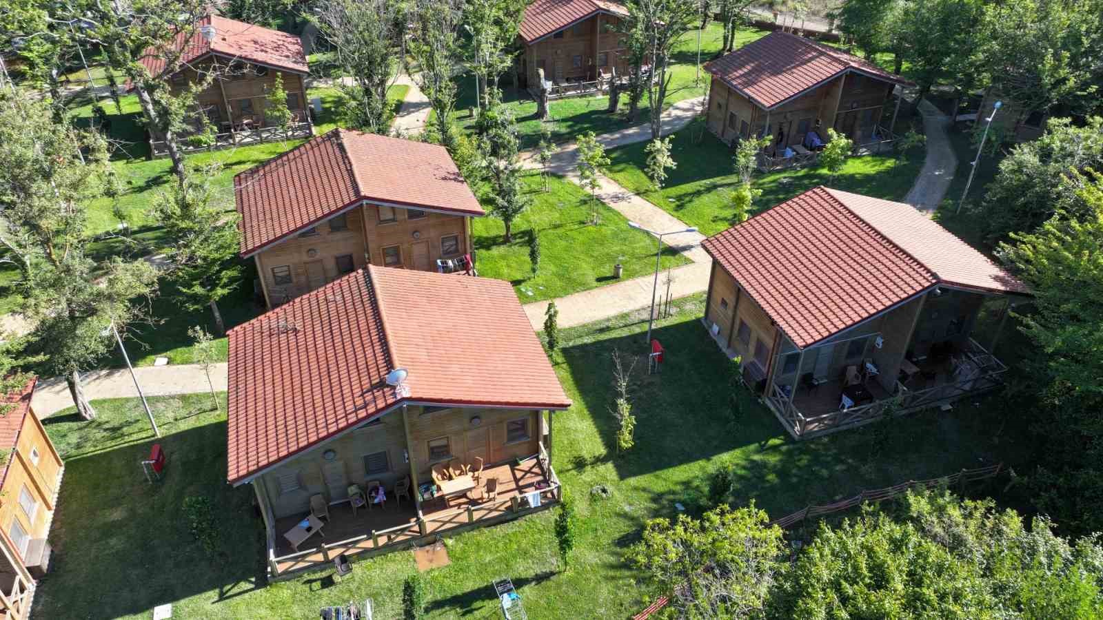 Sınavlarda dereceye girenlere tatil ödülü 