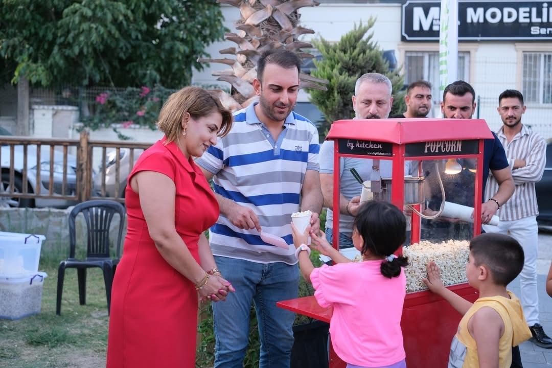 Defne Belediyesi’nin Çekmece Mahallesi’nde düzenlediği etkinlikte çocuklar doyasıya eğlendi 