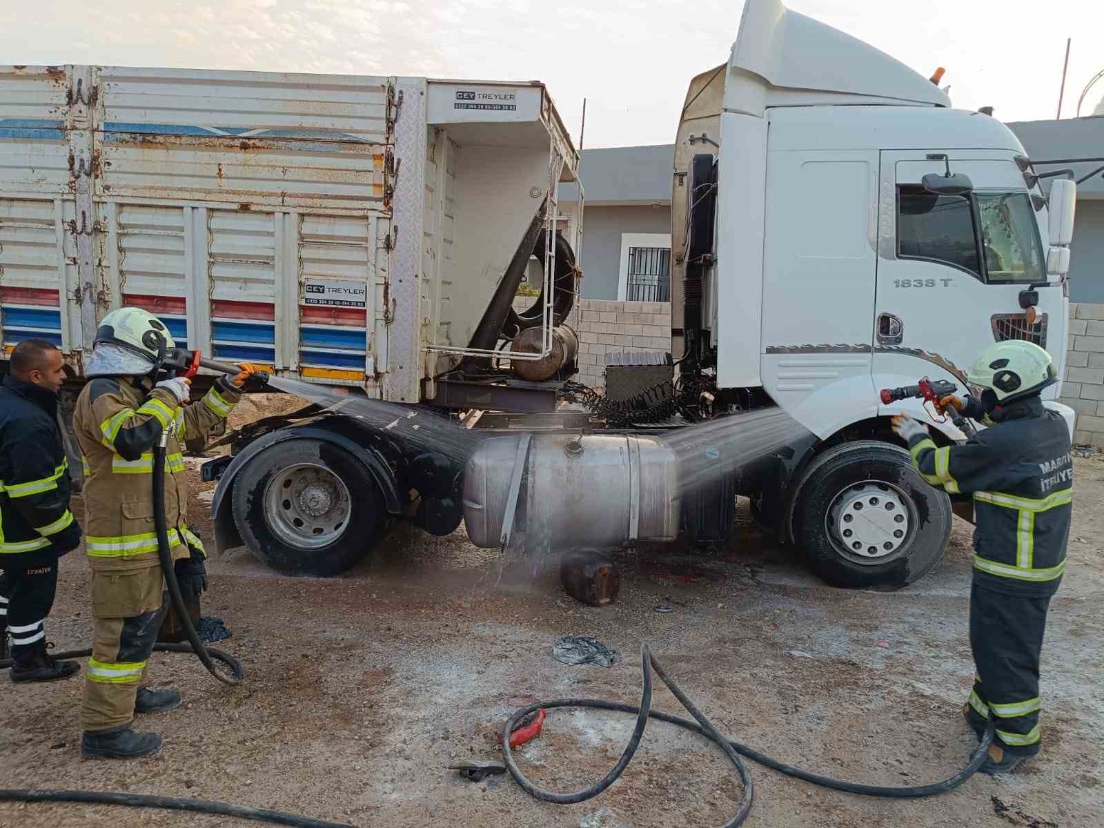 Mardin’de tırın yakıt deposunda patlama: 7 yaralı