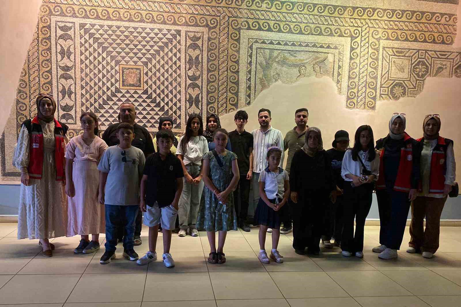 Araban’da SED ve ODES Projelerinden yararlanan aileler ile çocuklarına gezi düzenlendi 