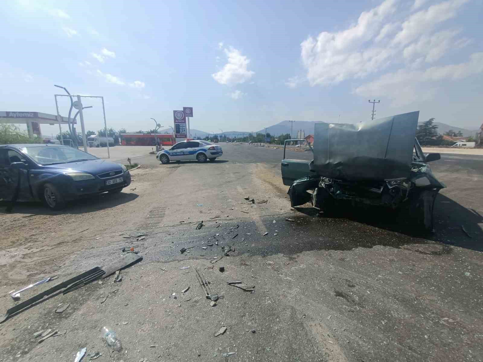 Kazada ağır yaralanan kadından acı haber 