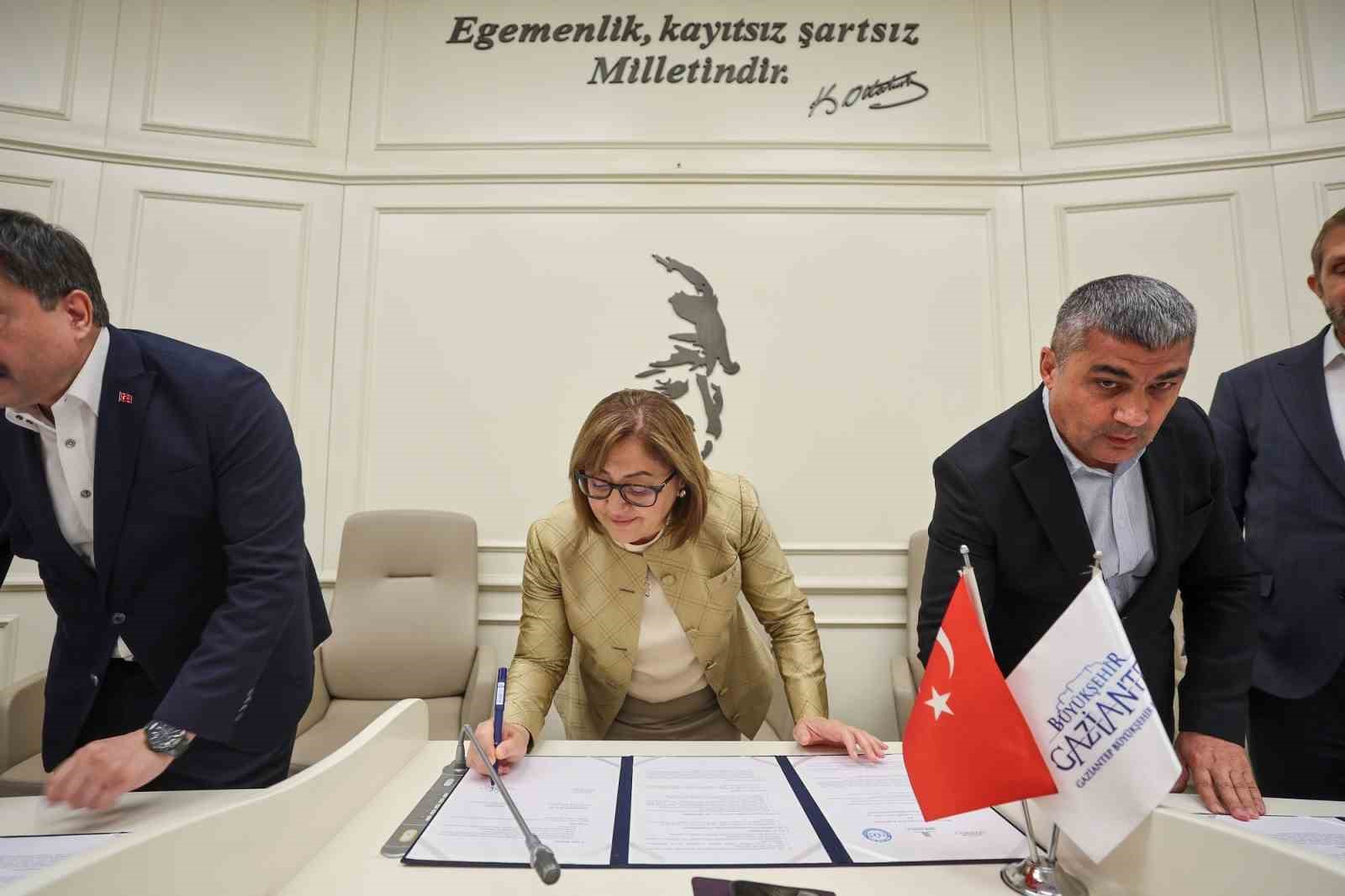 Büyükşehir’den personeline güçlü destek 