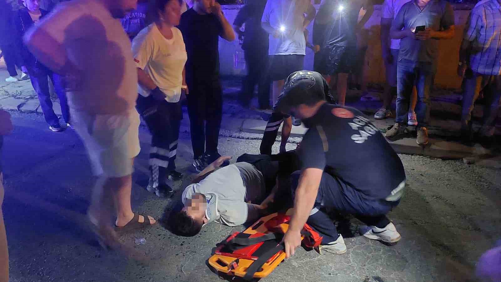 Otomobil ile motosiklet kazasında panik anları 
