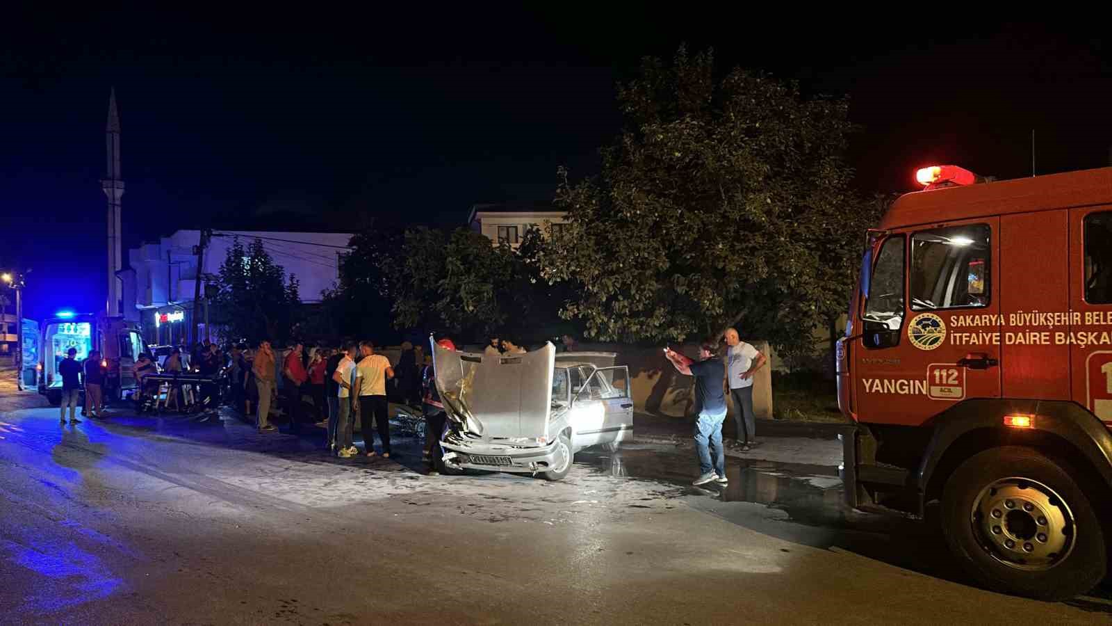 Otomobil ile motosiklet kazasında panik anları 