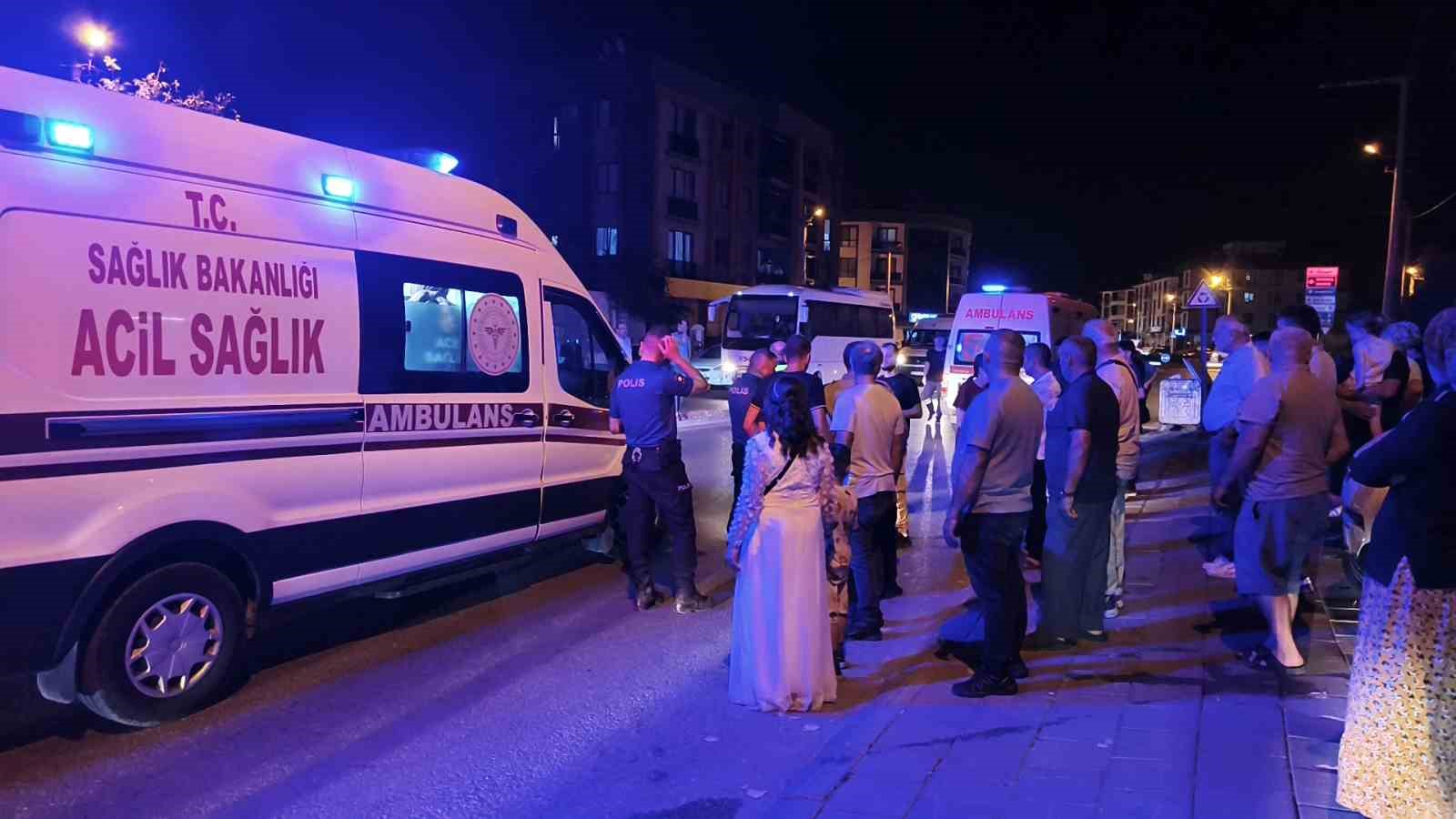 Elektrikli bisiklet ile motosiklet çarpıştı: 1 ağır yaralı 
