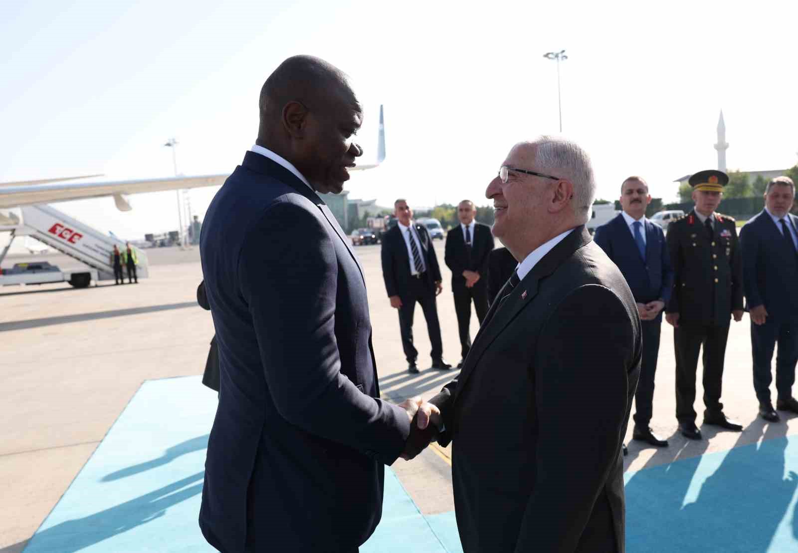 Gabon Cumhurbaşkanı Nguema Ankara’da 