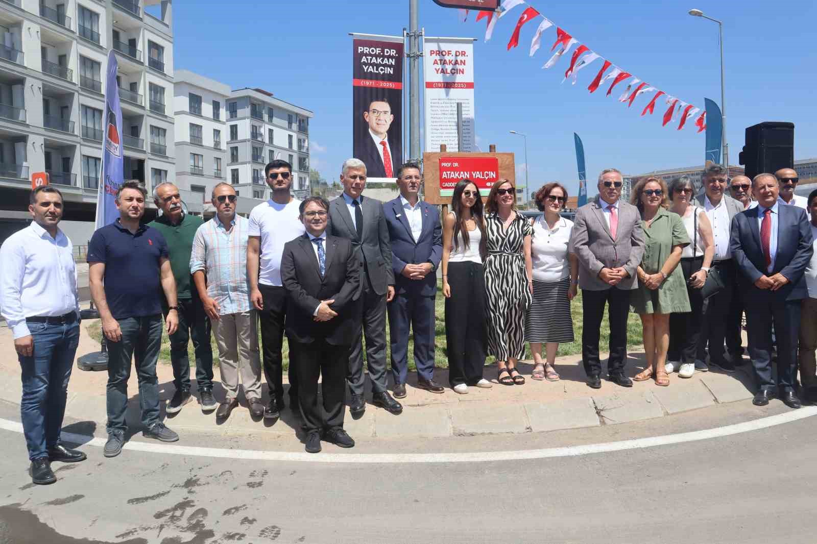 Çekmeköy’deki bir caddeye Kartalkaya yangınında hayatını kaybeden Prof. Dr. Atakan Yalçın’ın ismi verildi 