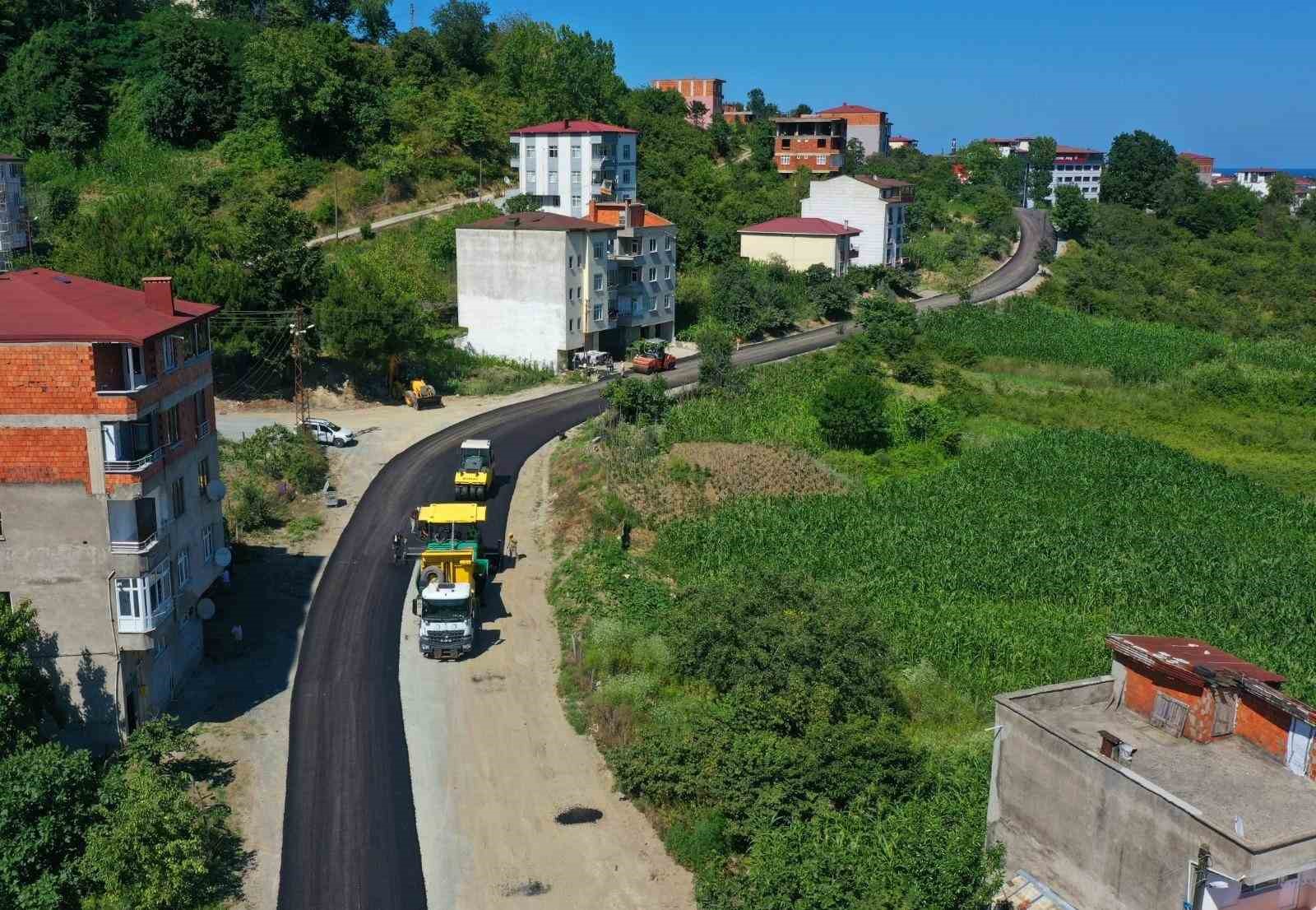 Ordu’da sıcak asfalt çalışmaları sürüyor 