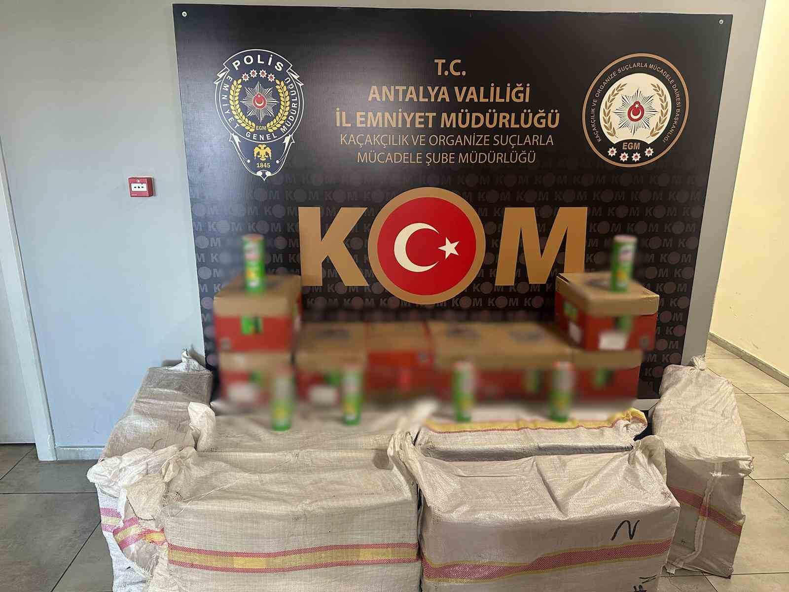 Antalya’da rüşvet ve kaçakçılık operasyonları: 2 tutuklama 