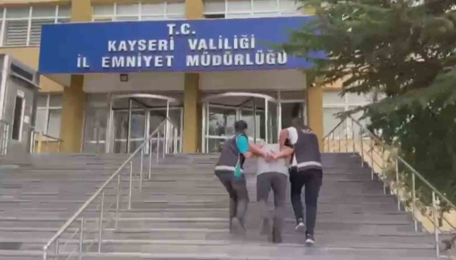Kayseri’de kesinleşmiş cezası bulunan suç makinesi yakalandı 