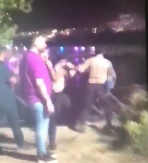 Şırnak’ta mahalle bekçileri ile bir grubun yumruklu kavgası kamerada 