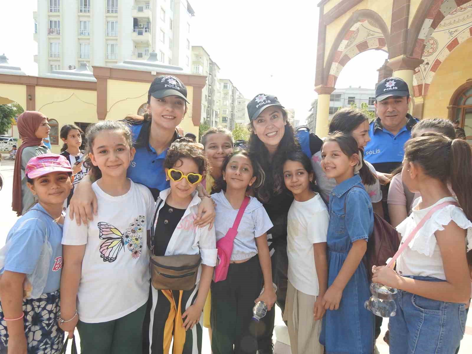 Kilis’te çocuklar ekranı kapatıp çevreyi keşfe çıktı 
