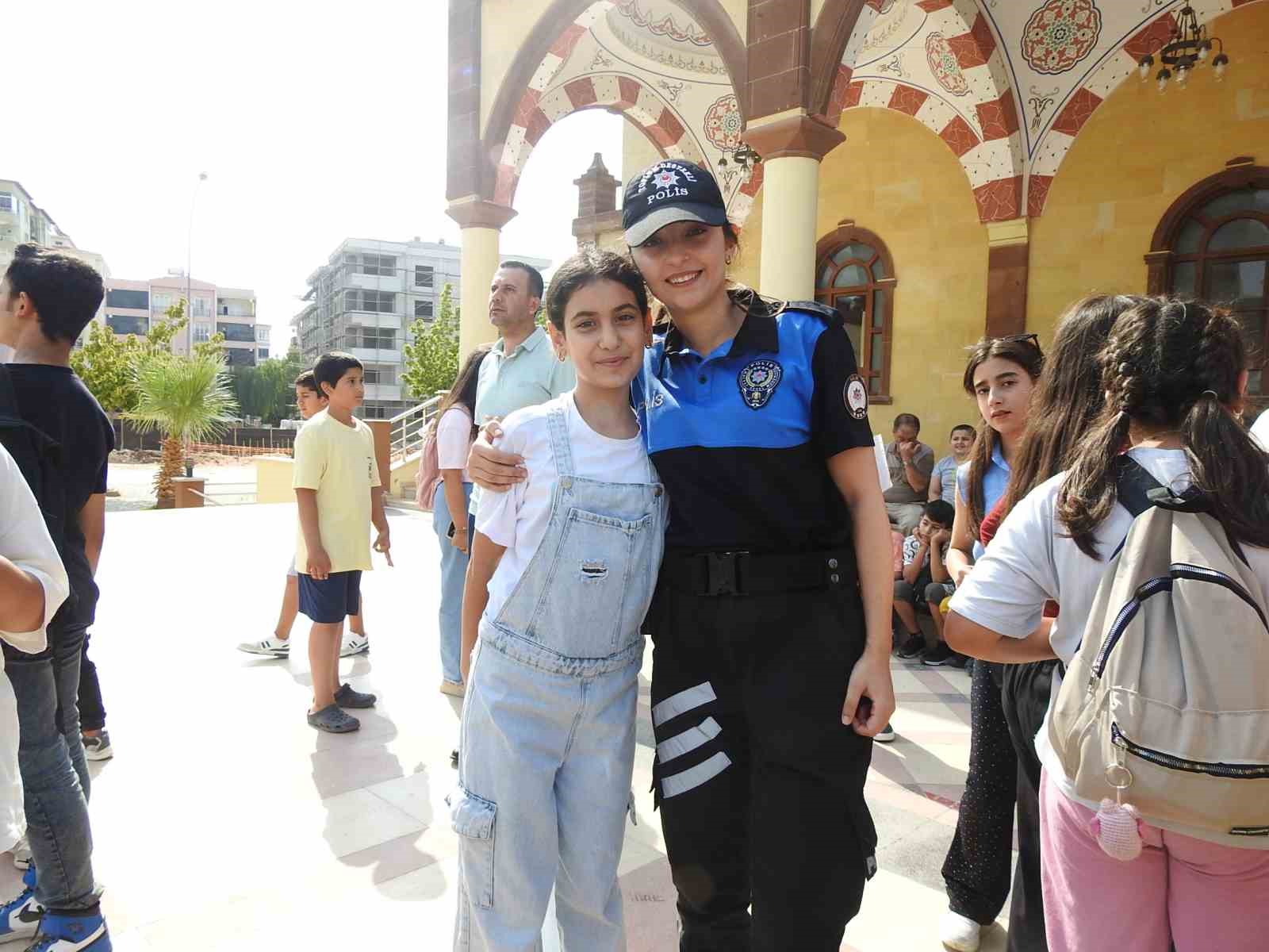 Kilis’te çocuklar ekranı kapatıp çevreyi keşfe çıktı 