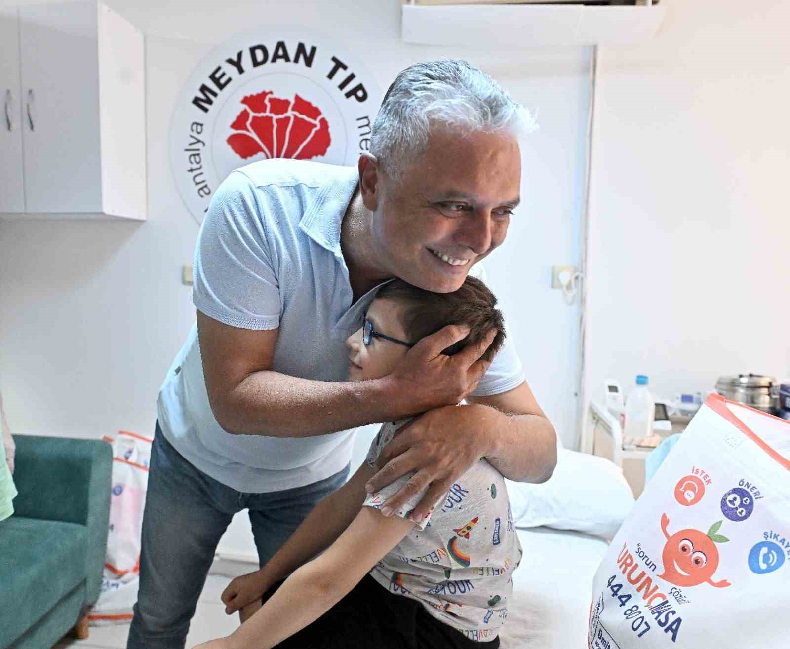 Muratpaşa’da sünnet olan çocuklar şölene hazırlanıyor 