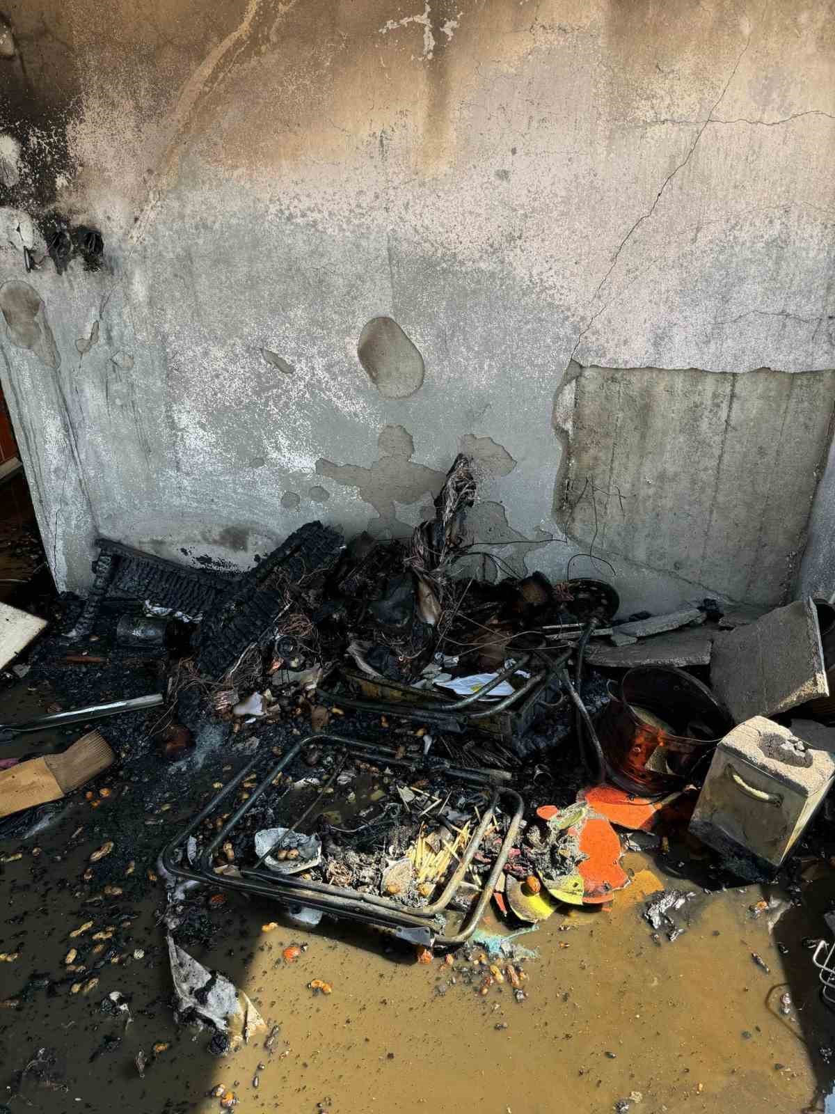 Kahramanmaraş’ta apartman yangını 
