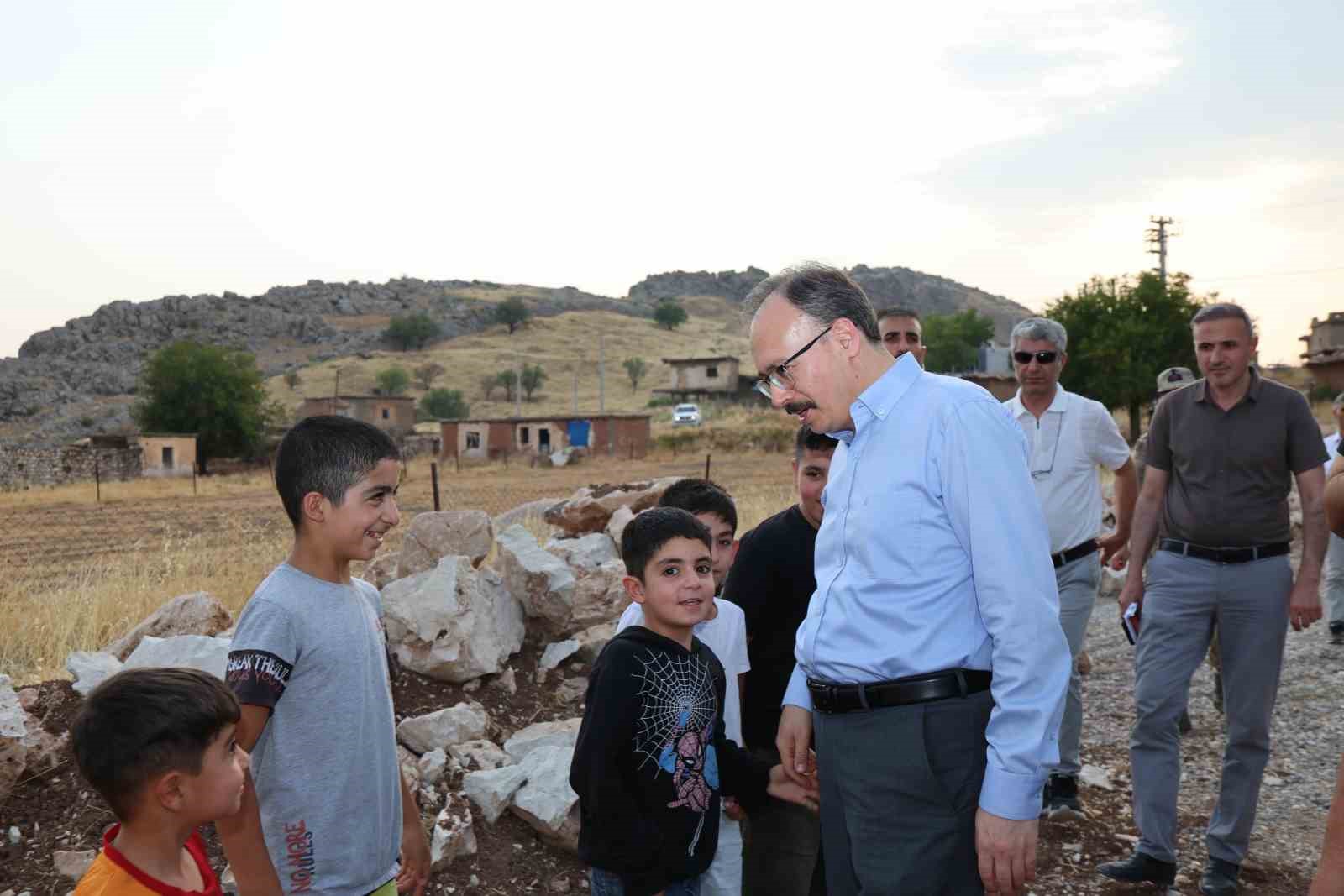 Siirt Valisi Kızılkaya’dan Kurtalan’da köy ziyareti 