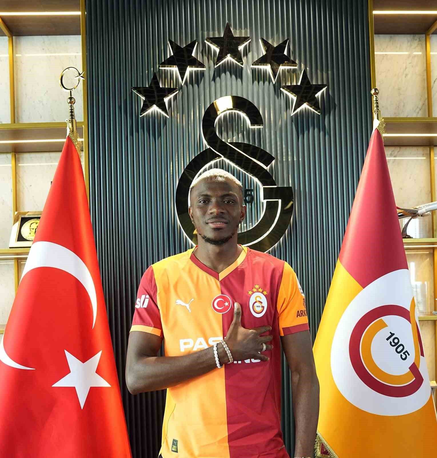 Türk futbolunun rekor transferi: Victor Osimhen 