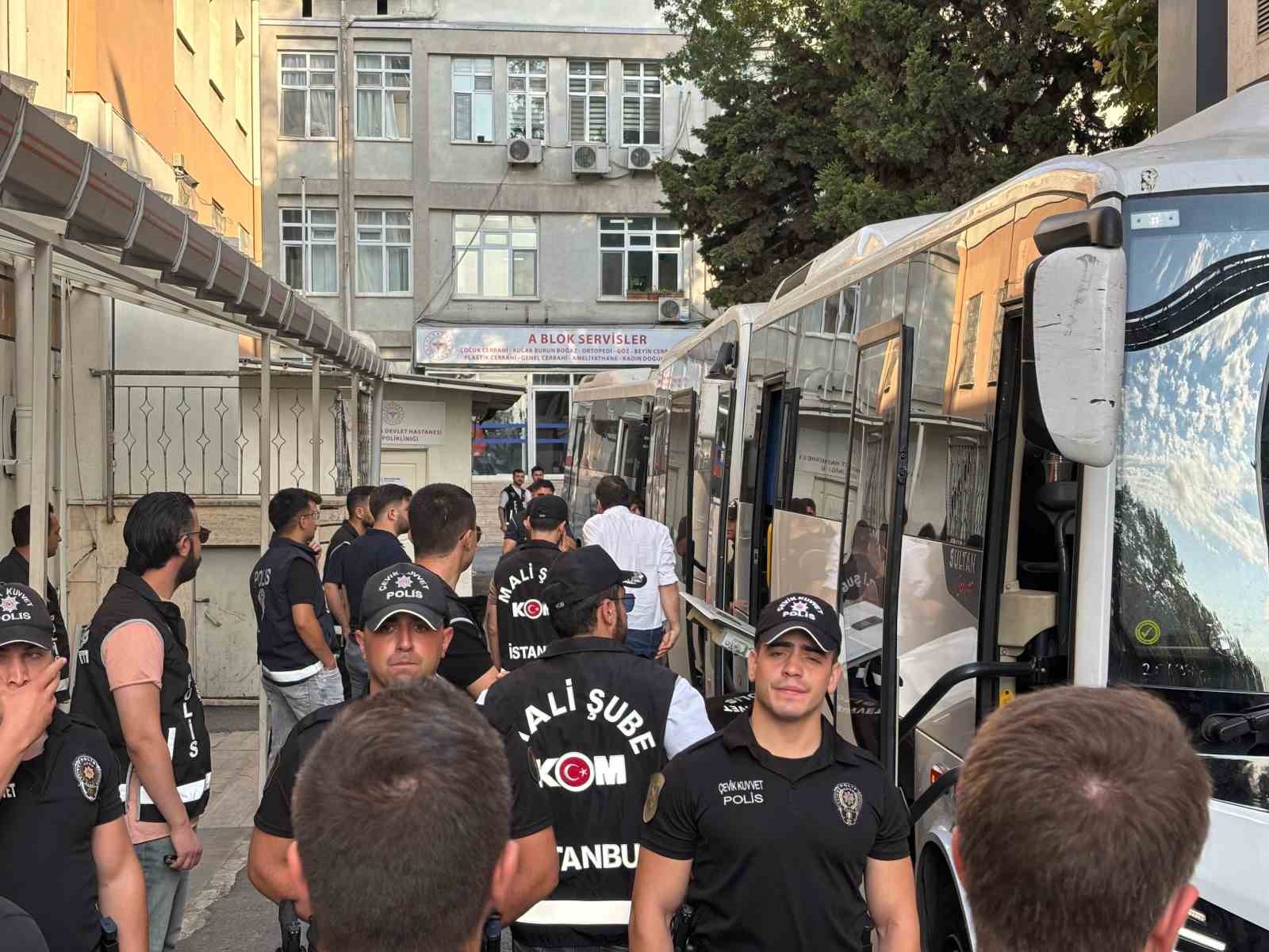 İBB soruşturması kapsamında gözaltına alınan 24 kişi adliyeye sevk edildi 