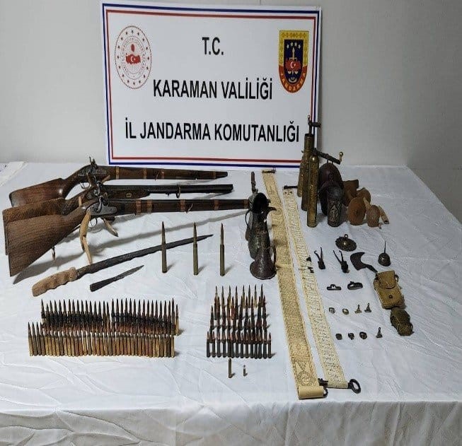 Karaman’da tarih eser ile kenevir ele geçirildi 