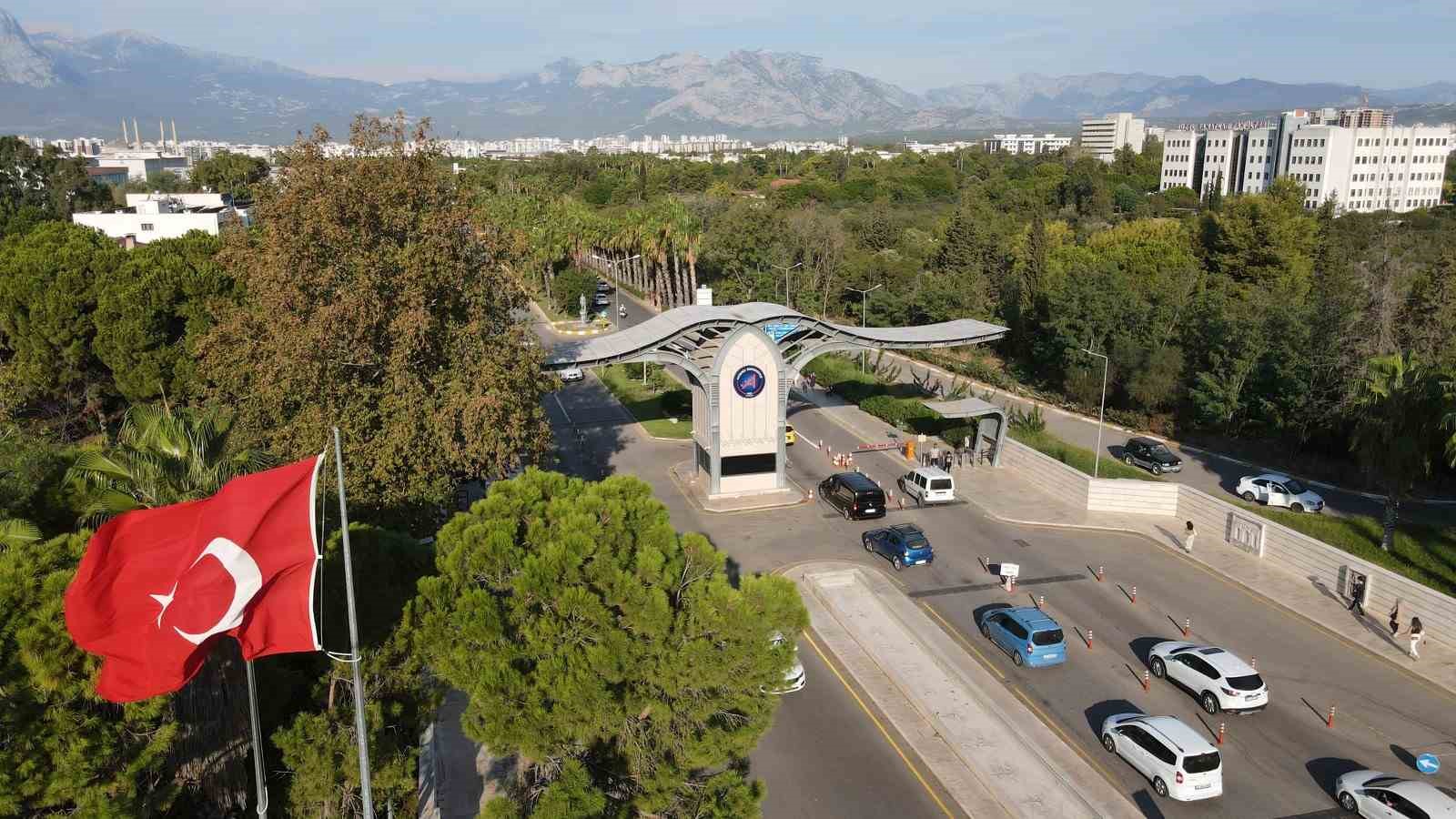 Akdeniz Üniversitesi’nin 5 yenilikçi projesine TÜSEB desteği 