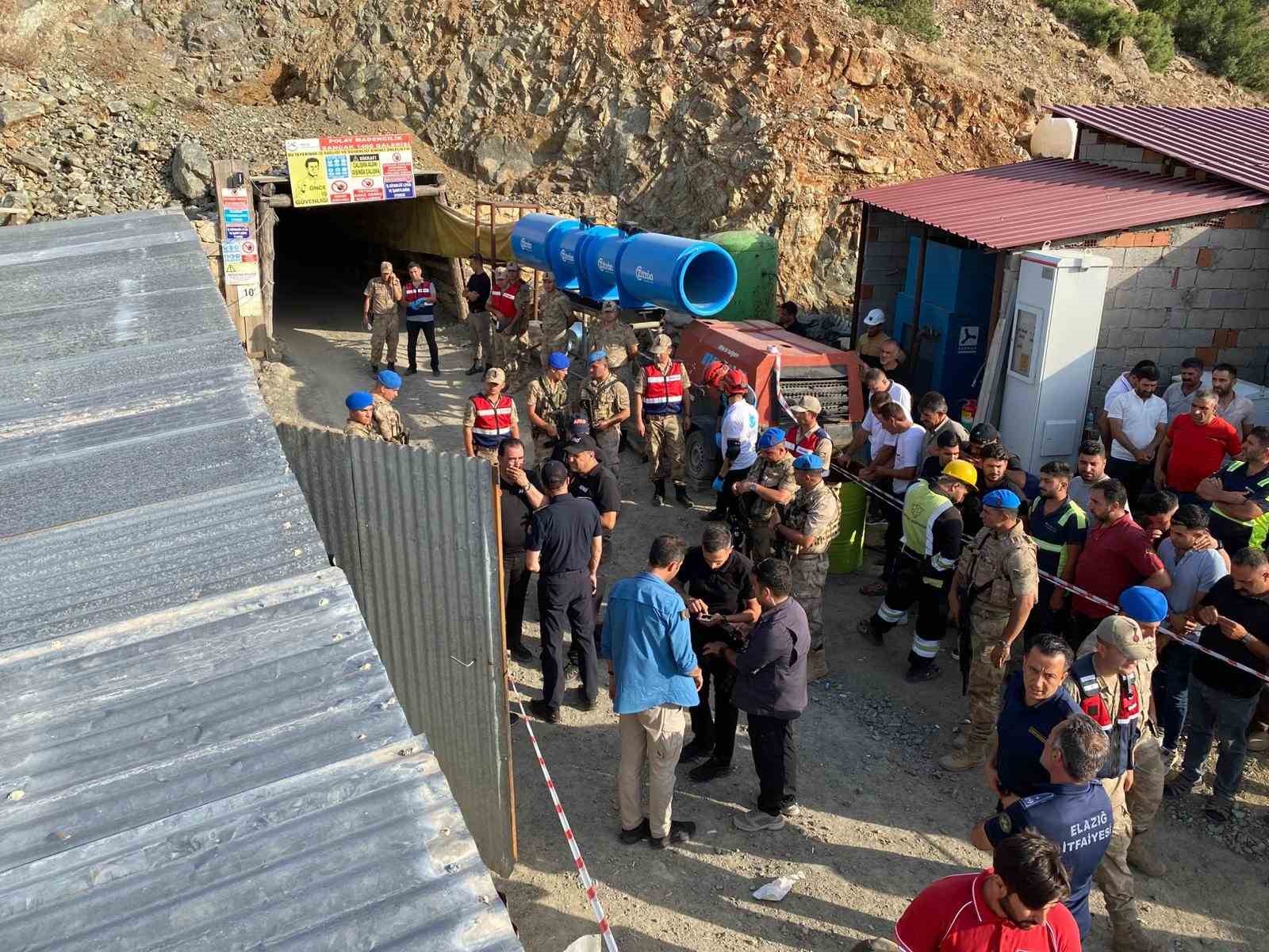 Elazığ’da göçük altında kalan işçinin cansız bedenine ulaşıldı