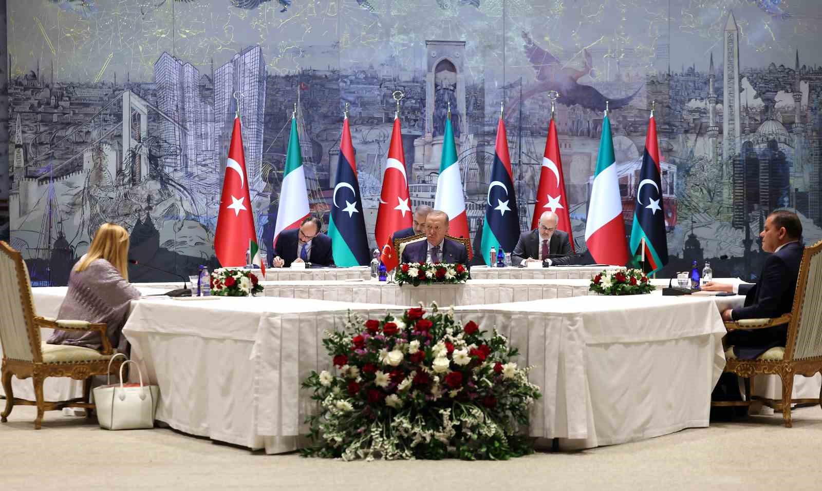Türkiye-İtalya-Libya üçlü zirvesi sona erdi 