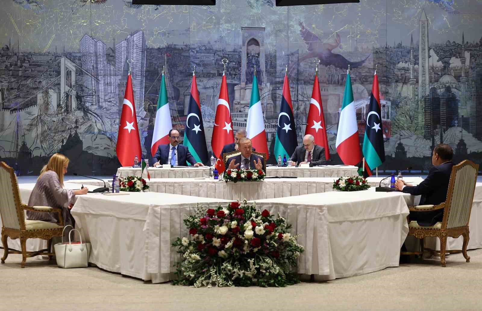Türkiye-İtalya-Libya üçlü zirvesi sona erdi 