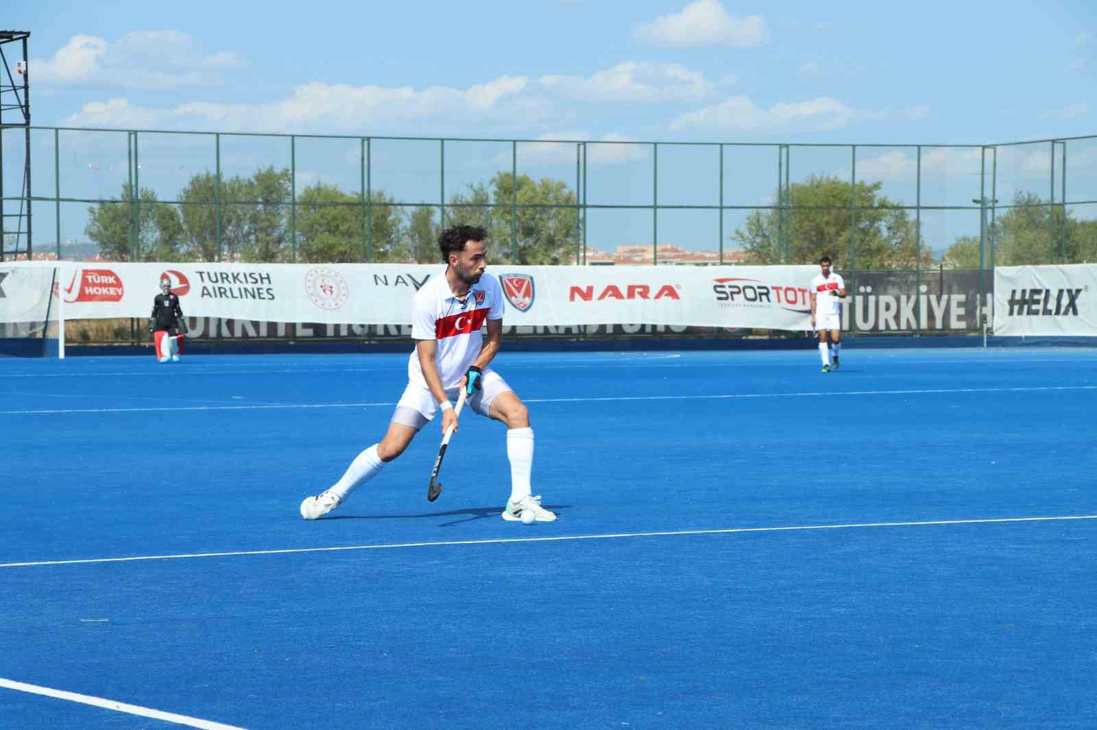 Kırklareli’nde Hokey Avrupa Şampiyonası nefes kesiyor 