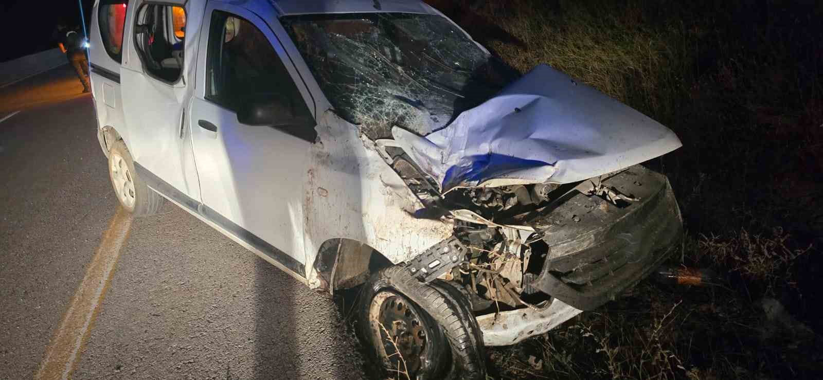 Ankara’da kontrolden çıkan araç takla attı: 3 yaralı 