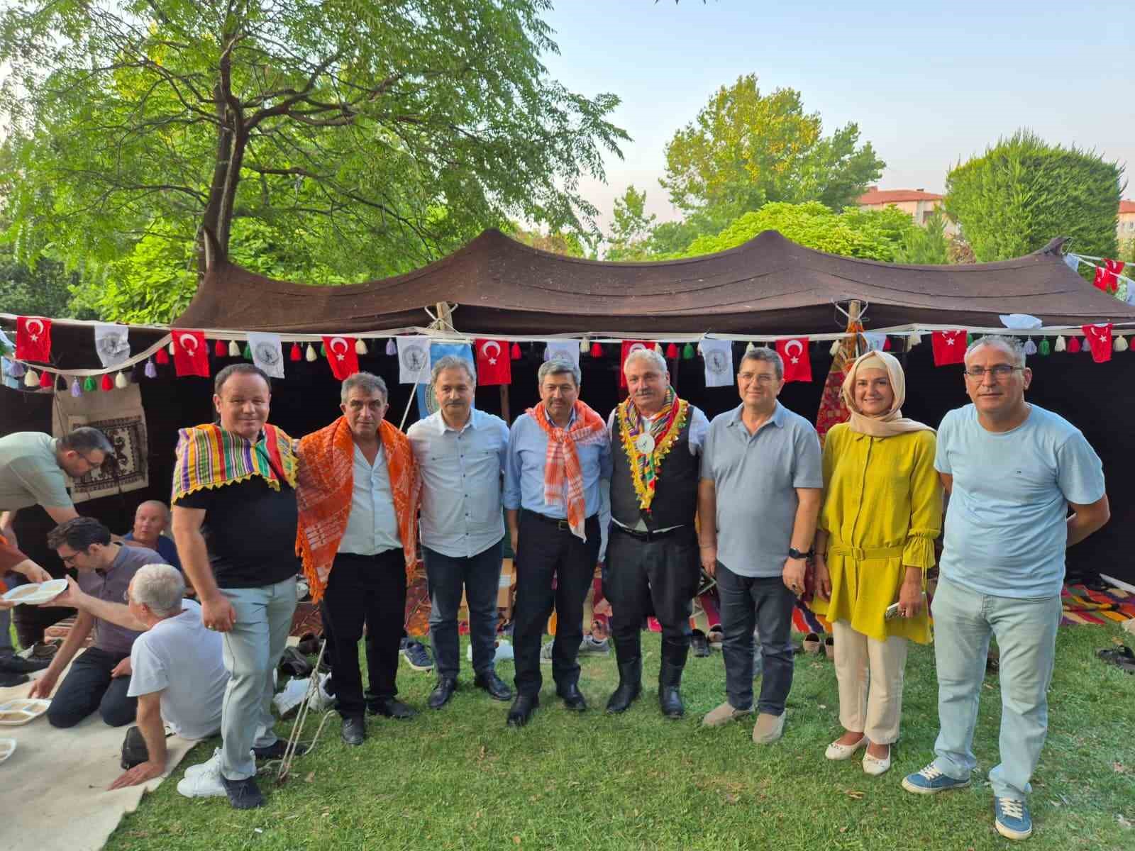 Yörüklerin develerde göçü Denizli’de canlandırıldı 