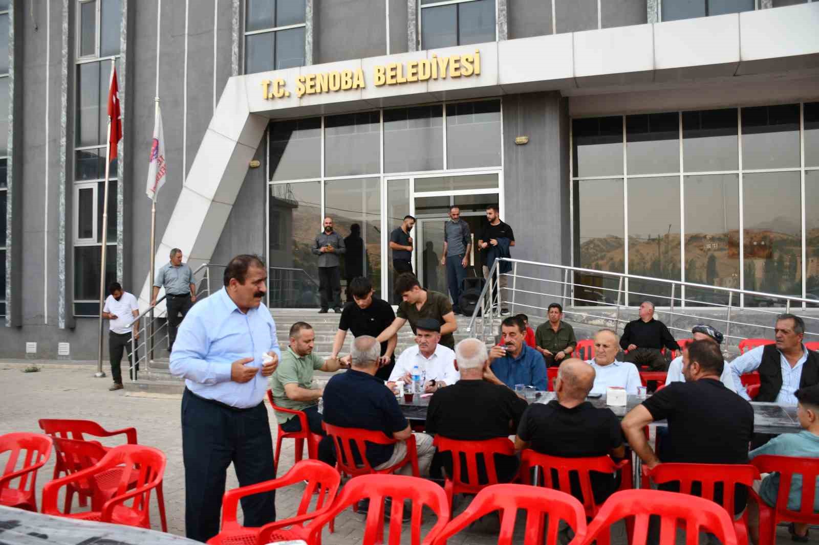 Başkan Babat gençlerle buluşarak sorun ve taleplerini dinledi 