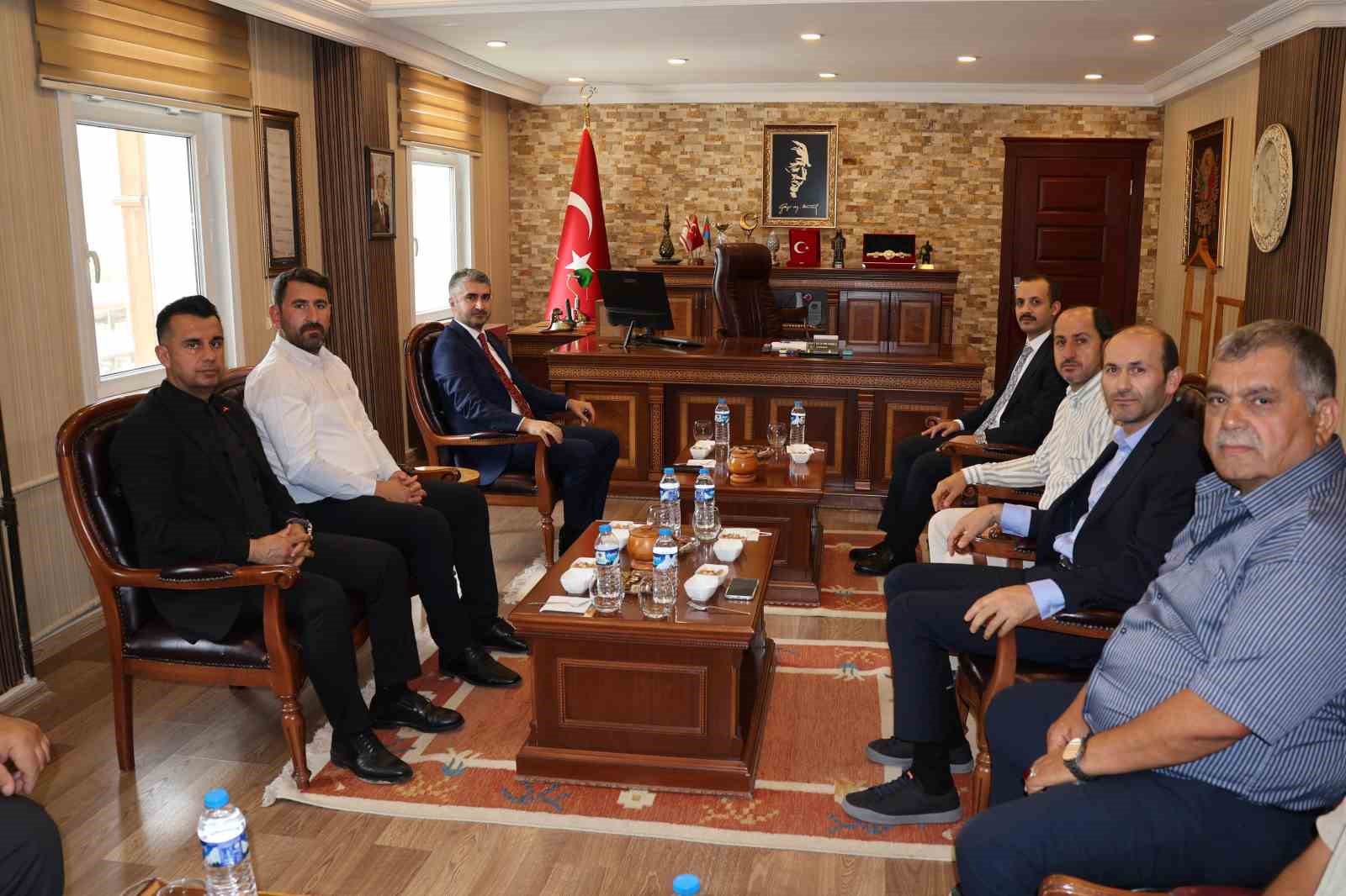 Bakan Yardımcısı Tarıkdaroğlu’ndan İspir’e sosyal hizmet odaklı ziyaret 