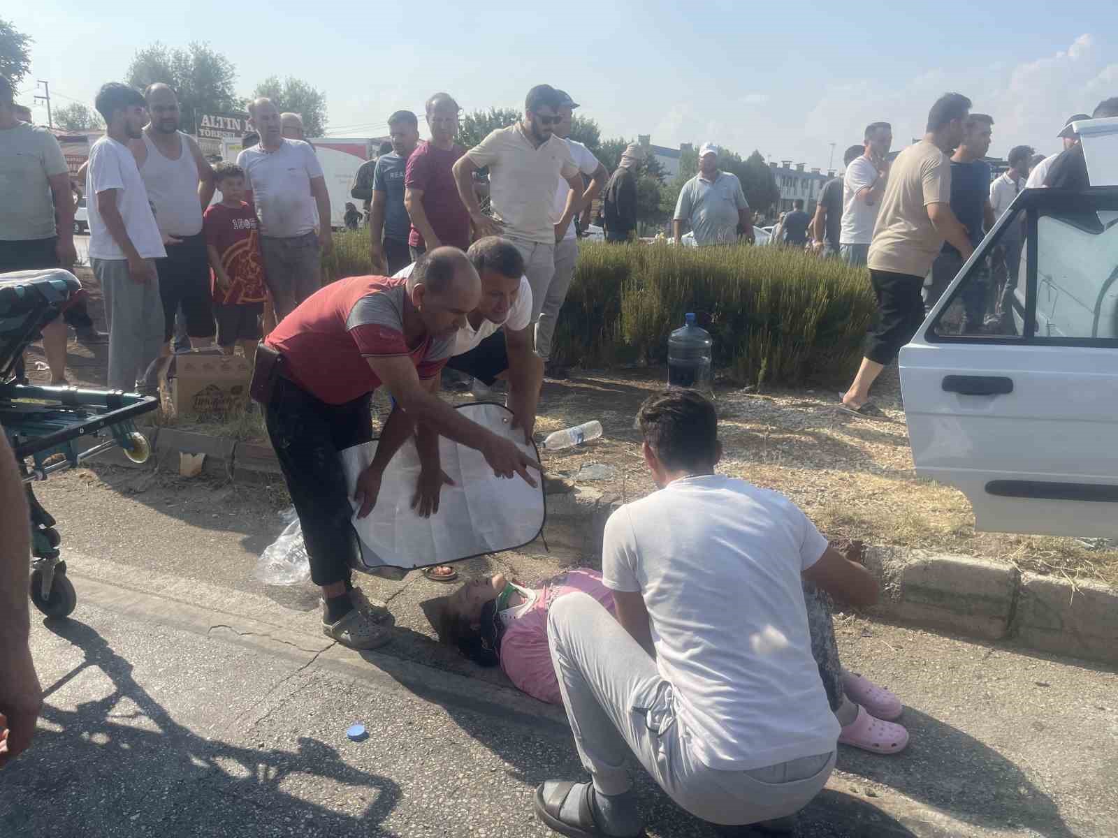 Kula’da karı-koca trafik kazasında hayatını kaybetti 