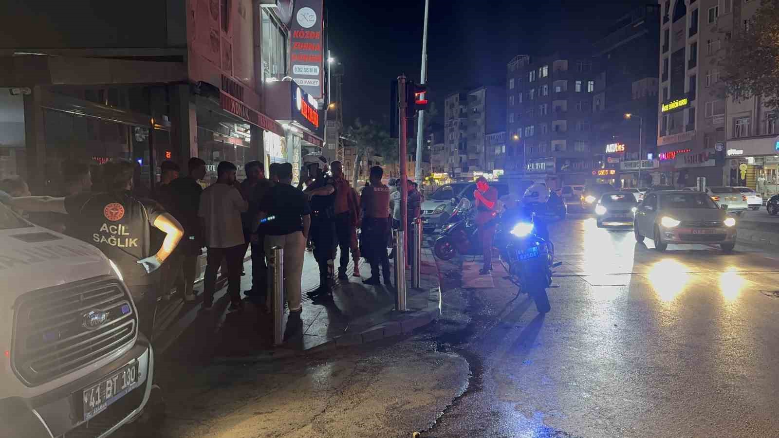 Gebze’de bıçaklı kavga: Yaralayan ve yaralı olay yerinden kaçtı 