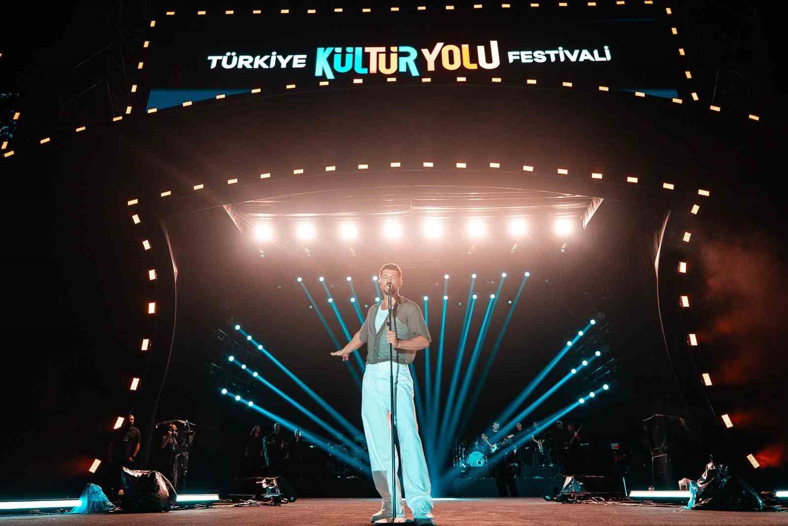 Nevşehir’de Murat Boz sahne aldı 